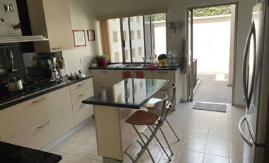 CASA EN PRADO LARGO EN VENTA
