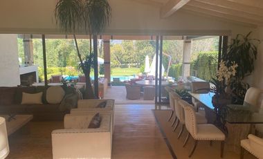 CASA DE REVISTA CLUB DE GOLF AVANDARO
