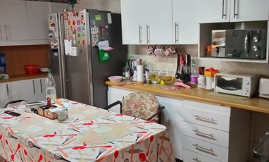ESPACIOSA CASA EN VENTA EN LO ESPEJO