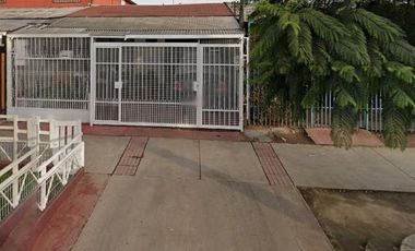 ESPACIOSA CASA EN VENTA EN LO ESPEJO