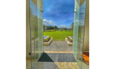 Hotel Golf en Venta en Villa de Allende