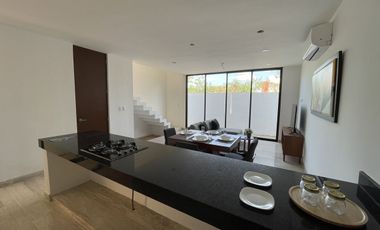 En venta townhouse con acabados premium en Cholul.