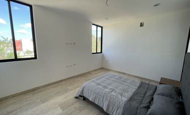 En venta townhouse con acabados premium en Cholul.