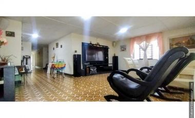 CASA EN VENTA EN LOS ANDES
