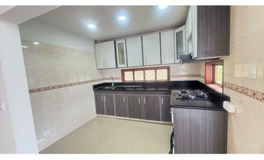 Casa independiente para la renta en barro blanco en Rionegro LDC