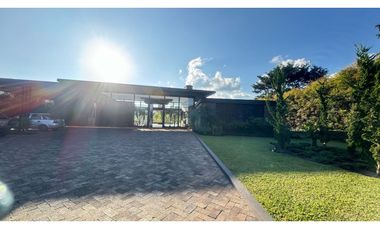 Hermosa casa para estrenar en unidad cerrada en Llanogrande LDC