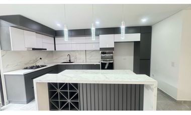 Casa para estrenar en unidad abierta en Rionegro Renta o venta LDC