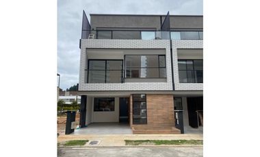 Casa para estrenar en unidad abierta en Rionegro Renta o venta LDC