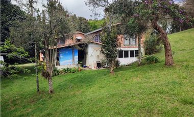 vendo casa finca Medellín, santa Elena  7.536 m2