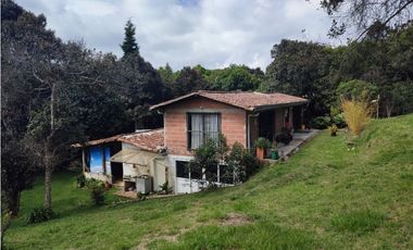 vendo casa finca Medellín, santa Elena  7.536 m2
