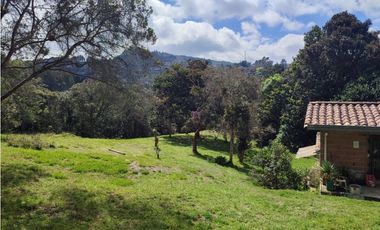 vendo casa finca Medellín, santa Elena  7.536 m2