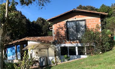 vendo casa finca Medellín, santa Elena  7.536 m2
