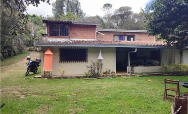 vendo casa finca Medellín, santa Elena  7.536 m2