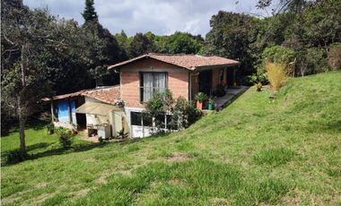 vendo casa finca Medellín, santa Elena  7.536 m2