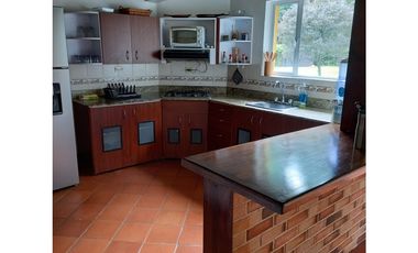 Casa en Venta Amoblada en El Retiro Fizebad