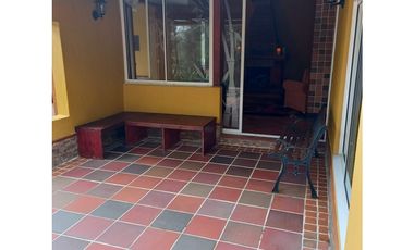 Casa en Venta Amoblada en El Retiro Fizebad