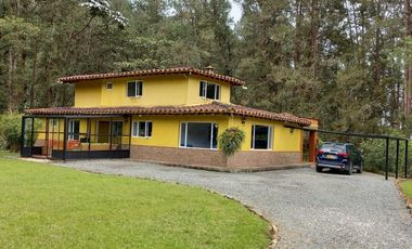 Casa en Venta Amoblada en El Retiro Fizebad