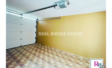 VENDO CASA MEDIANERA EN UNIDAD ABIERTA EN LA CEJA, ANTIOQUIA