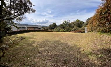 VENTA DE LOTE EN ENVIGADO SECTOR VARIANTE DE PALMAS EN UNIDAD CERRADA