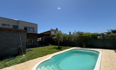 Venta casa de cuatro dormitorios con galería y cochera. Tierra de Sueños 3, Roldán