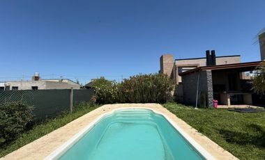 Venta casa de cuatro dormitorios con galería y cochera. Tierra de Sueños 3, Roldán