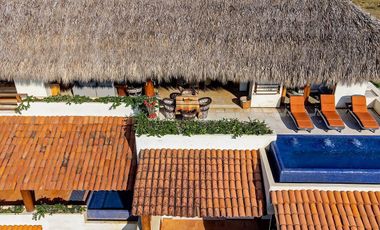 Villa en Playa Blanca Zihuatanejo