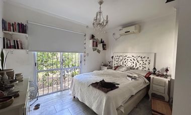 Venta casa Funes 4 dormitorios piscina jardin