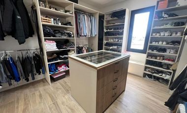 ALQUILER y VENTA. 5 DORMITORIOS. 5 BAÑOS.