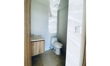 ALQUILER DE OFICINAS EN BALBOA OFFICE CENTER 70 M2