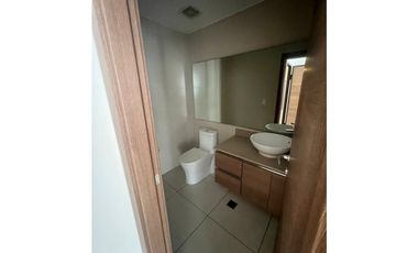 SEA CONFIABLE VENDE / ALQUILA APARTAMENTO PH MAUI COSTA DEL ESTE