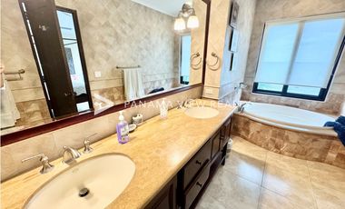 CASA FRENTE AL MAR / BUENAVENTURA / VENTA