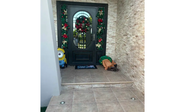 VENDO CASA DUPLEX AN BRISAS DEL GOLF