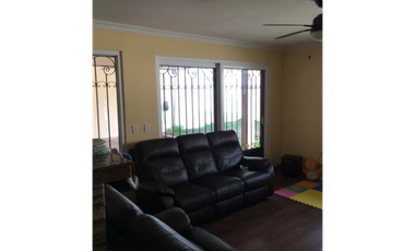 VENDO CASA DUPLEX AN BRISAS DEL GOLF