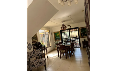 VENDO CASA EM DORADO LAKE