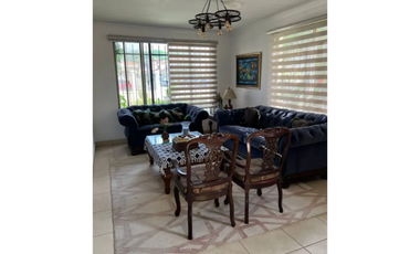 VENDO CASA EM DORADO LAKE