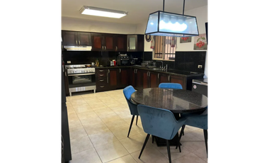 VENDO CASA EM DORADO LAKE