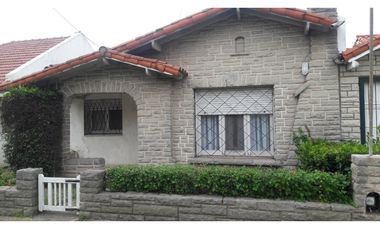 ZONA MOGOTES; CHALET 3 AMBIENTES