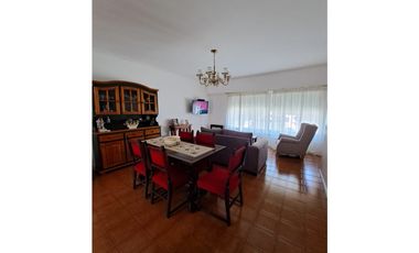 Casa en PH 4 ambientes Parque Luro