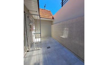 Casa en PH 4 ambientes Parque Luro