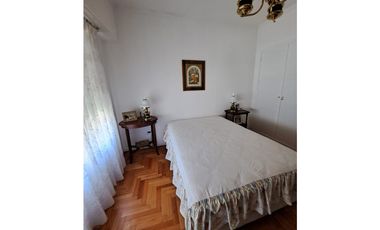 Casa en PH 4 ambientes Parque Luro