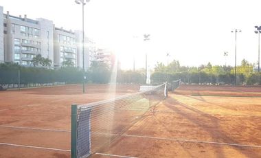 QBay Golf | Venta| Impresionante 4 dorm. y dependencia con vista al lago central