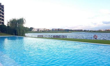 QBay Golf | Venta| Impresionante 4 dorm. y dependencia con vista al lago central
