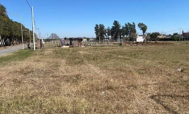 Venta lote 315 m² Barrio Tierra de Autores Pueblo Esther