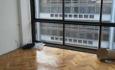 Alquiler excelente Oficina 110 m2 en Montserrat
