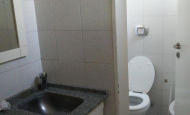Alquiler excelente Oficina 110 m2 en Montserrat