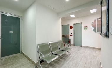 Venta consultorio en torre médica