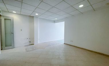 Venta consultorio en torre médica