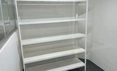Vendo laboratorio farmacéutico para producción y elaboración de farmacos