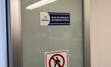 Vendo laboratorio farmacéutico para producción y elaboración de farmacos