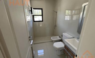 Duplex de dos dormitorios en barrio perticone